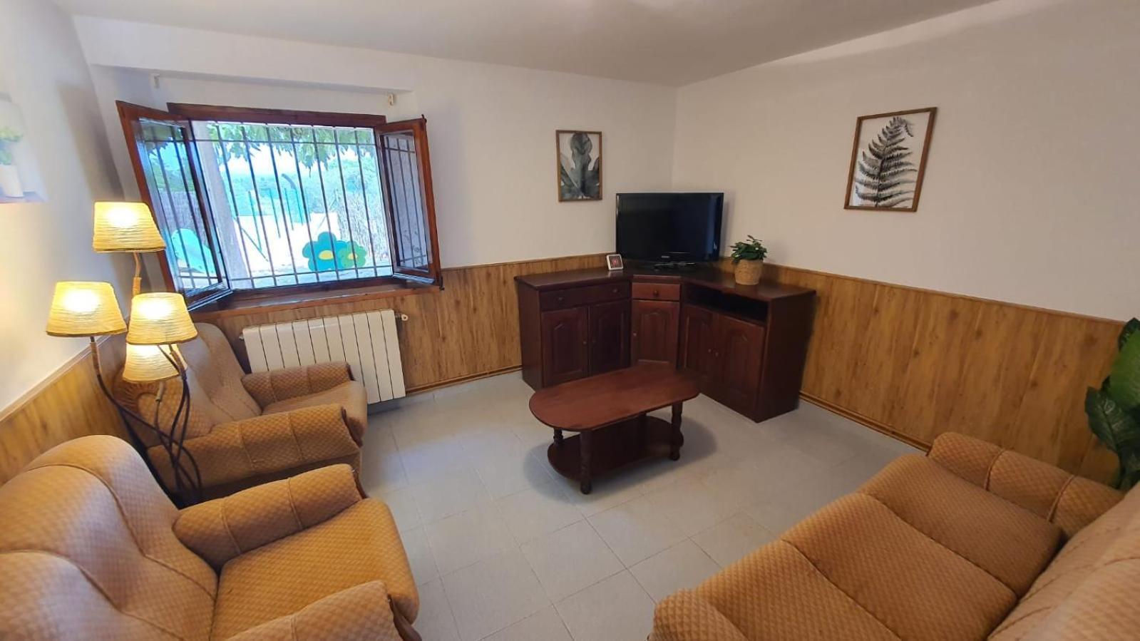 Villa Turisme Rural Les Moreres à Viloví de Oñar Extérieur photo